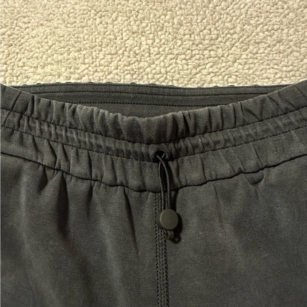 Lululemon Softstreme High-Rise Straight Leg Crop Pants Black Athleisure Yoga